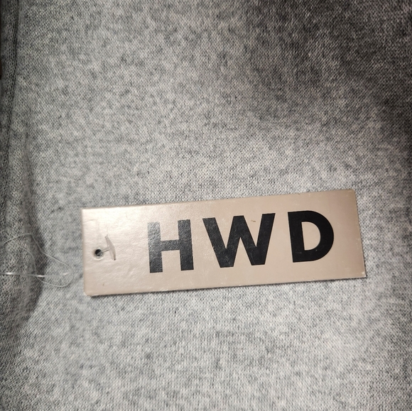 NWT Men's Halfway Dead Hoodie - Picture 4 of 4